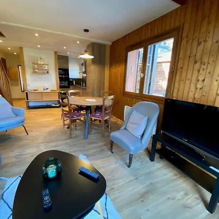 Charmant T2 Mezzanine Avec Balcon, Parking, Wifi Au Grand-bornand - Fr-1-241-186 *